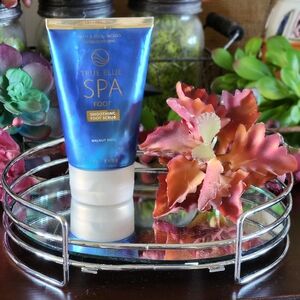 Bath & Body Works True Blue Spa Exfoliant Scrub Mint Scented